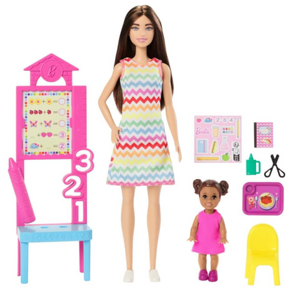 Barbie Lehrerin brünette Puppe mit Kleinkind, Möbel und Zubehör – Mattel JCR76